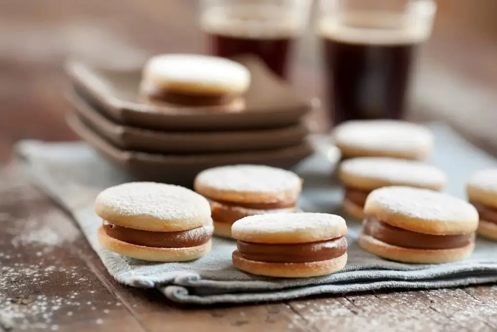 Alfajores de masa sablée con dulce de leche clásico ilolay
