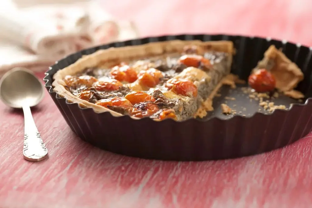 Tarta de berenjenas y tomatines